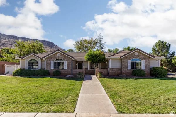 Featured Home 1